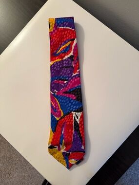 COTLER MEN'S ABSTRACT MULTICOLOR NECKTIE TIE 100% SILK MADE IN USA